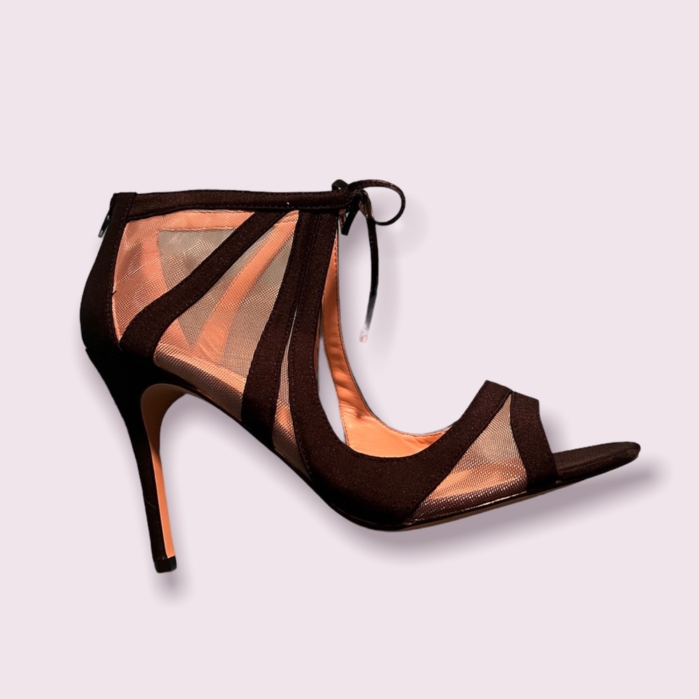 Nina beautiful highheels 🥰❤️✨